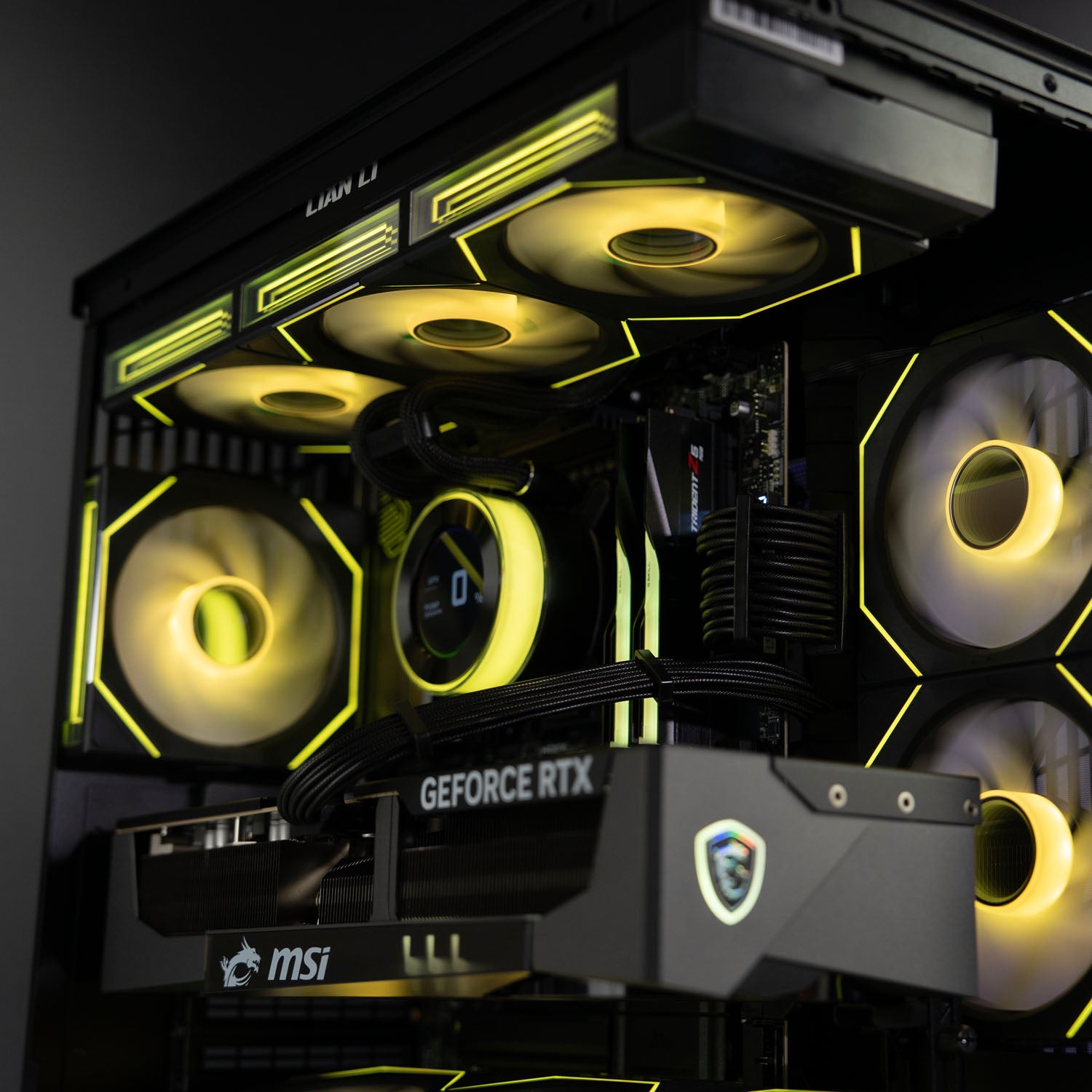 Custom All-Black Gaming PC – AMD Ryzen 9 9950X3D MSI RTX 5090 32GB Lian Li O11 Dynamic Mini V2 Hydroshift II 360 AIO