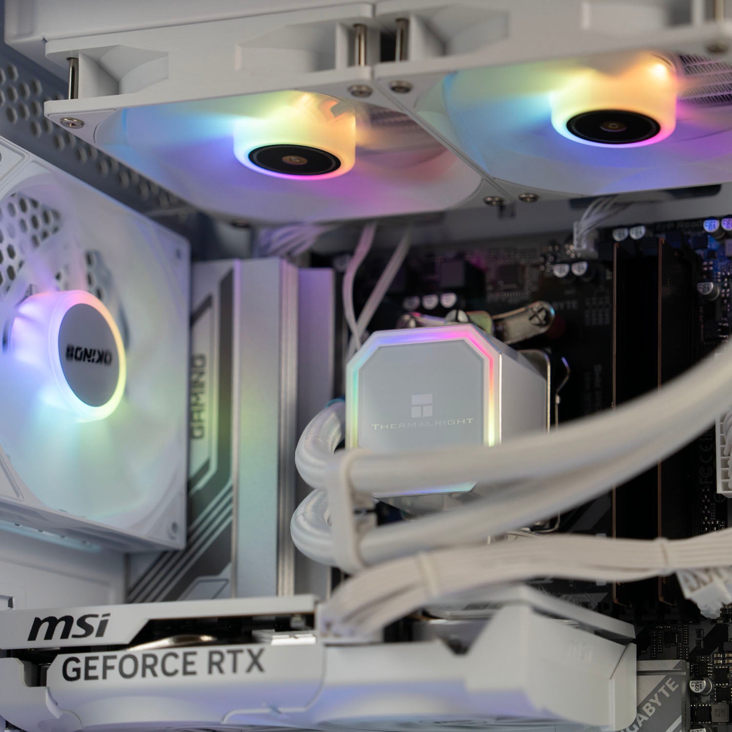 AMD gaming PC in Australia Ryzen 5 7500F RTX 5060 8GB 16GB DDR5 white gaming computer Okinos Mirage case