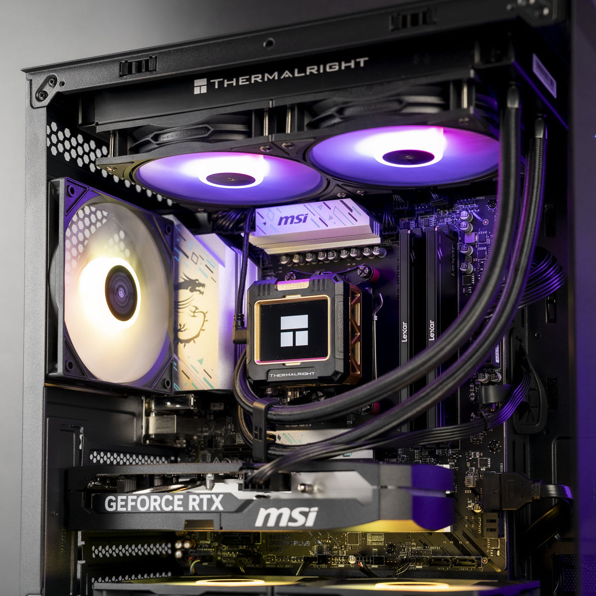 Thermalright Frozen Warframe 240mm liquid cooler close-up