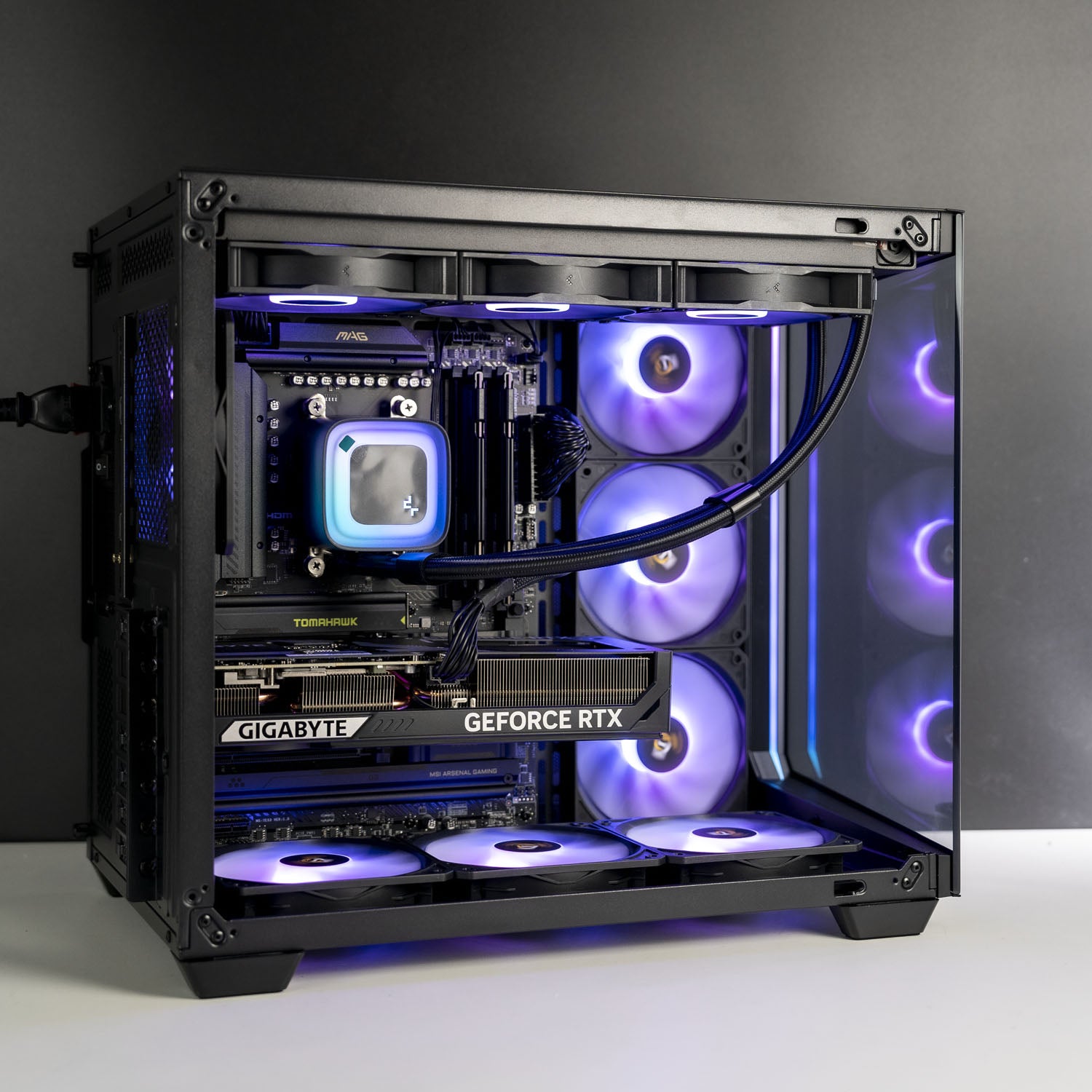AMD Gaming PC side view, Antec C5 case in black