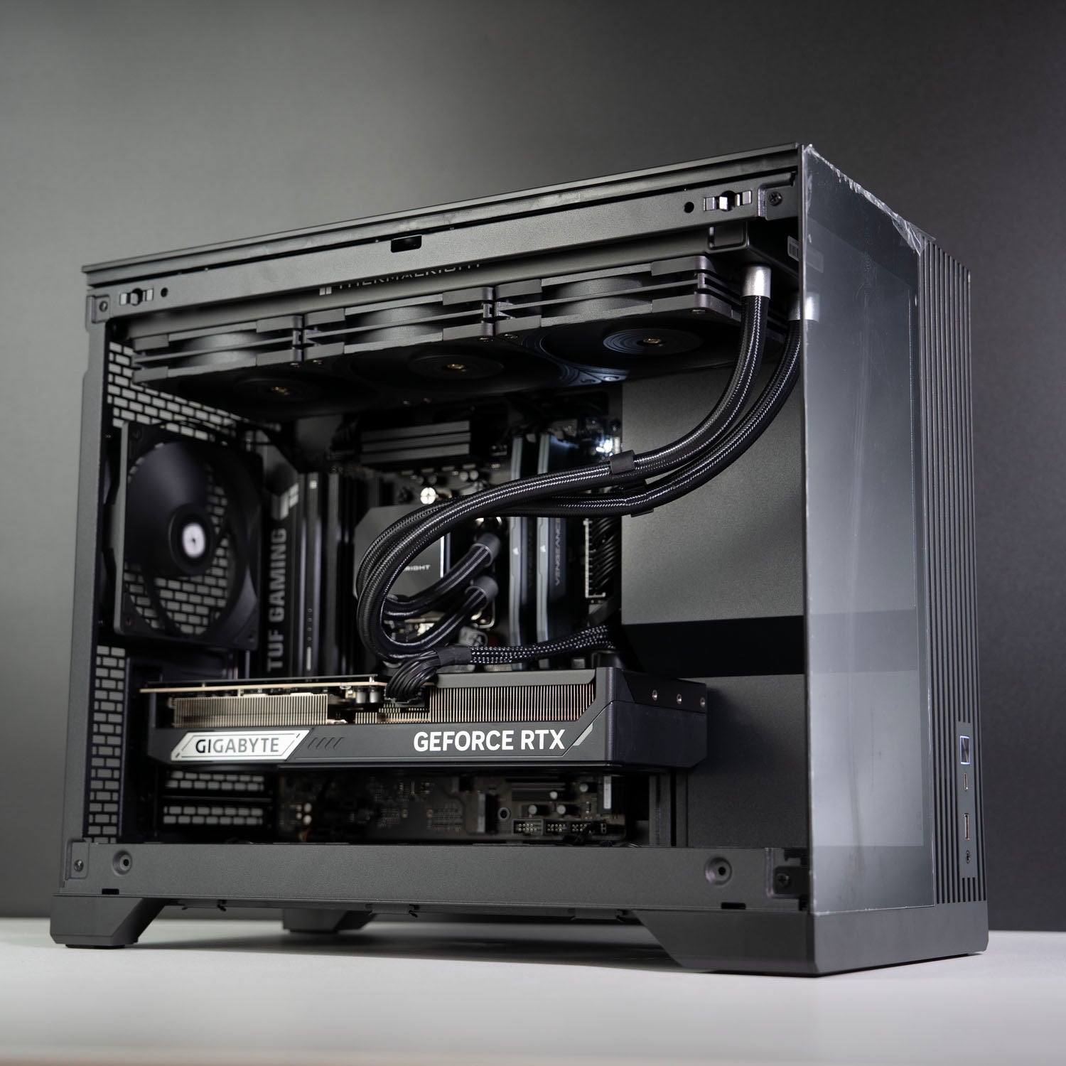 Custom Micro ATX Gaming PC – AMD Ryzen 7 9800X3D Gigabyte RTX 5070 Ti 16GB Phanteks XT M3 Black