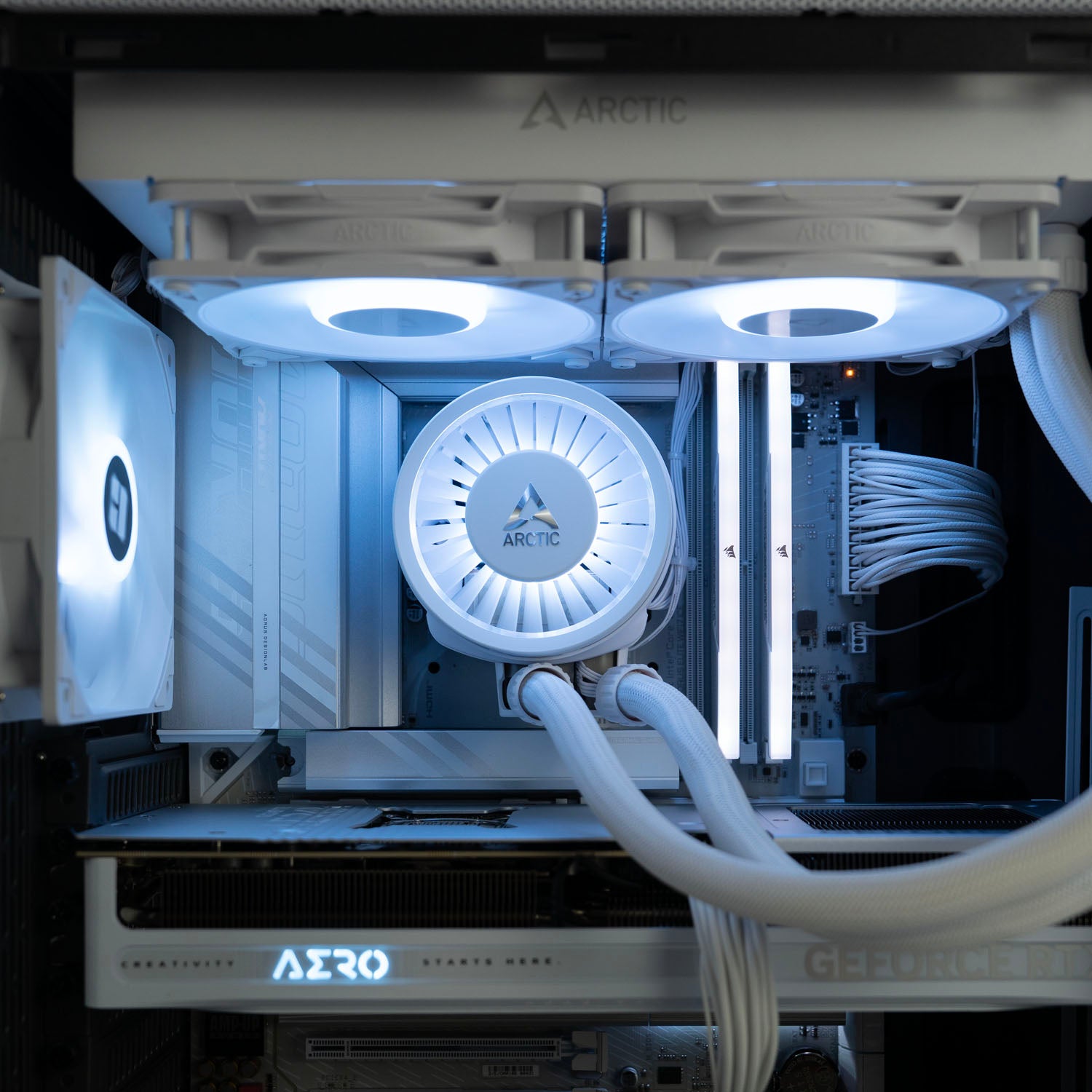 Custom All-White Workstation Gaming PC – Intel Core Ultra 7 270K Plus RTX 5080 Fractal Design North Chalk White