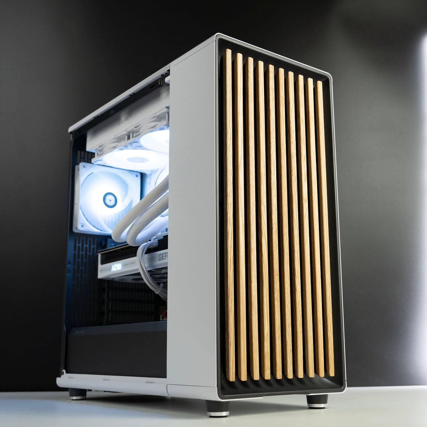 Custom All-White Workstation Gaming PC – Intel Core Ultra 7 270K Plus RTX 5080 Fractal Design North Chalk White